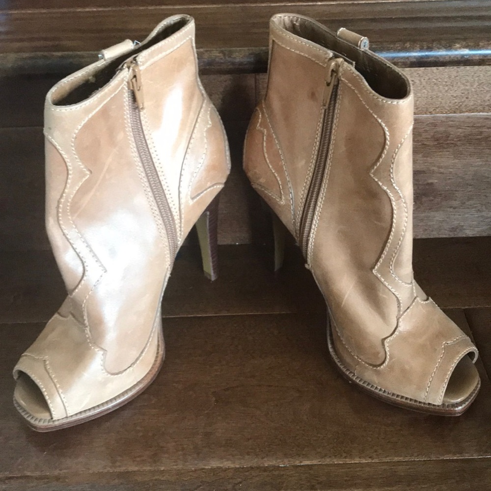 Bcbgeneration Boots New Without Box. - image 2